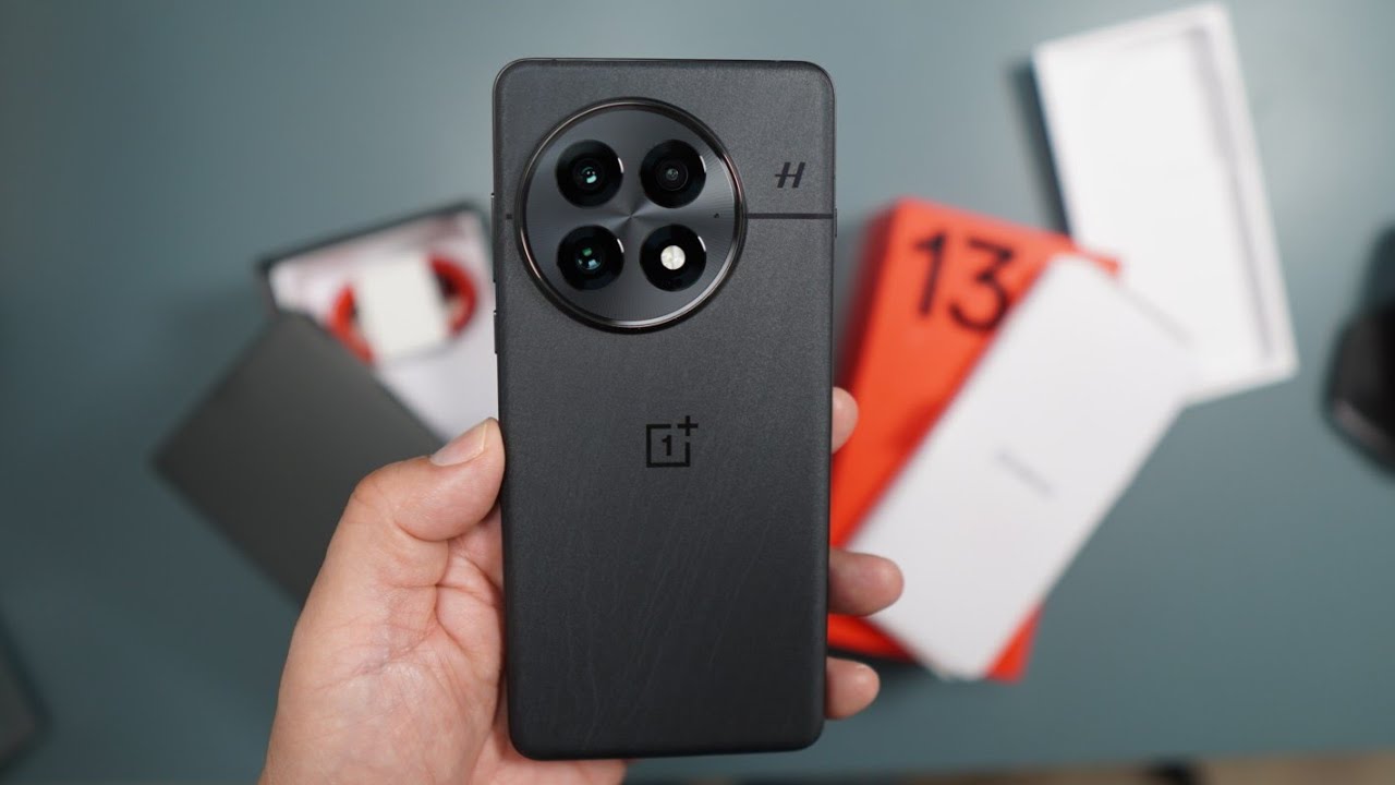 OnePlus 13 Unboxing: The First Flagship of 2025