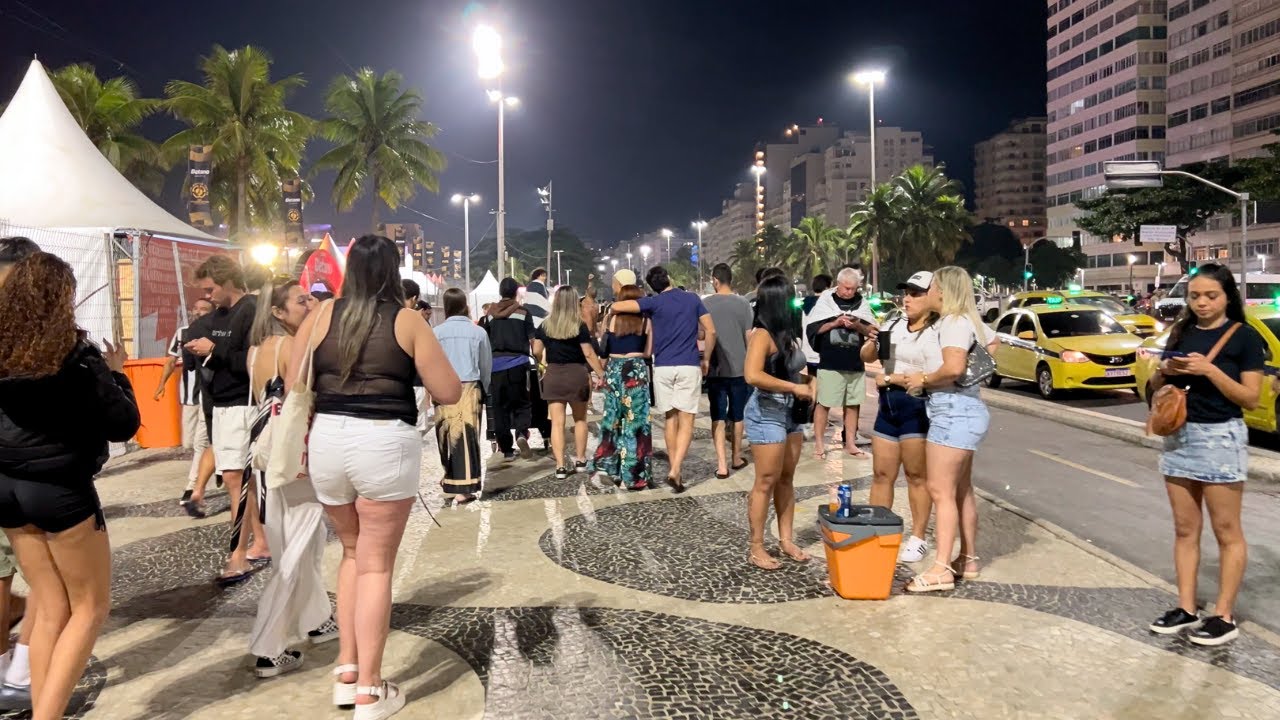LATE NIGHT ON FRIDAY IN COPACABANA — RIO DE JANEIRO 【4K】