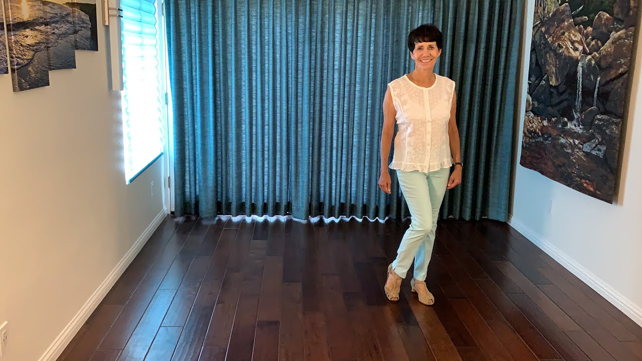 D.H.S.S. (Delicious, Hot, Strong & Sweet) line dance demonstration and tutorial by Stephie