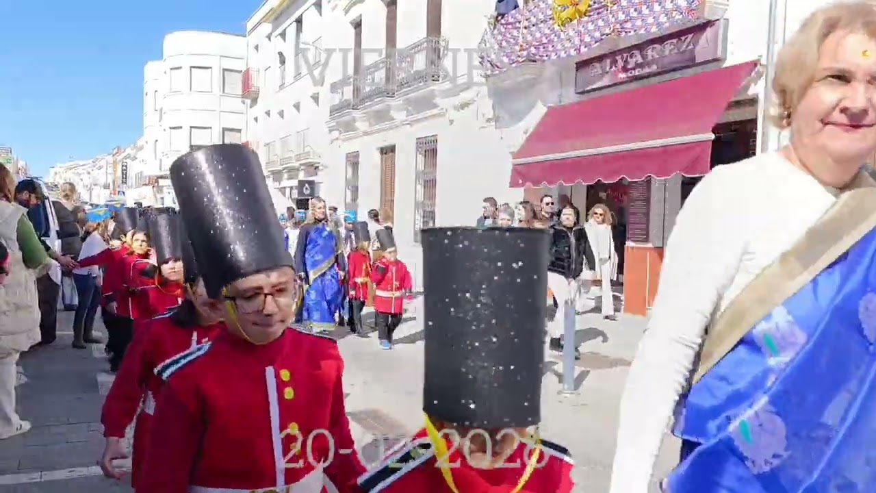#frandeazuaga CARNAVAL INFANTIL EN ESTA MAÑANA DÉL VIERNES PURA ALEGRIA Y COLOR POR AZUAGA