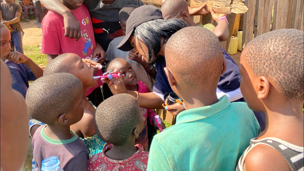 Health outreach in Kawempe (promoting good hygiene and oral health)