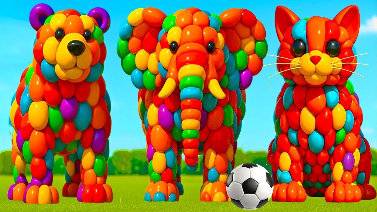 The mascot vibrato assistant panda placed on the football field is popular, co-produced,and creative