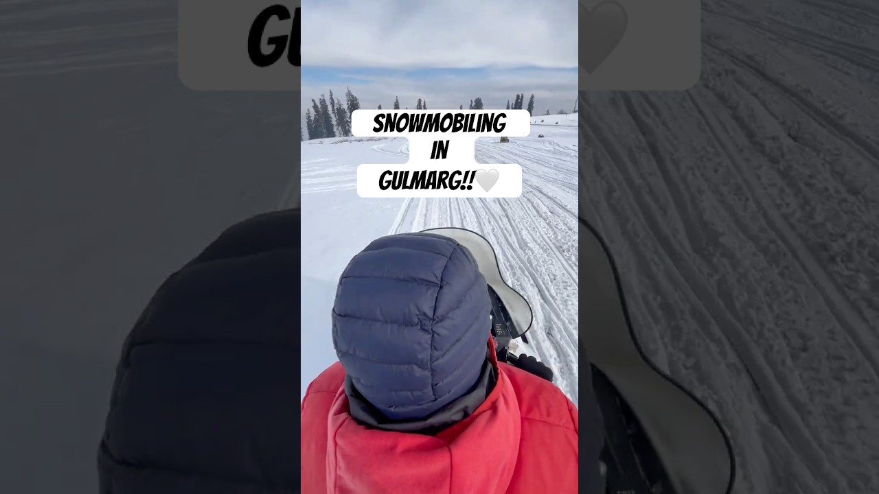 Snowmobile ride @Gulmarg Snowpoint 🌨️❄️⛄️🏂😍#kashmir #gulmarg #gulmarggondola #trendingshorts