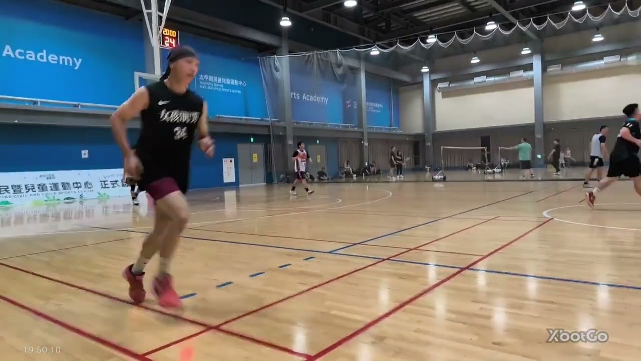115/ 02/11 FTC太平運動中心歡樂打（場次11） 貴組（淺）11 VS 12 Wayne組（深）