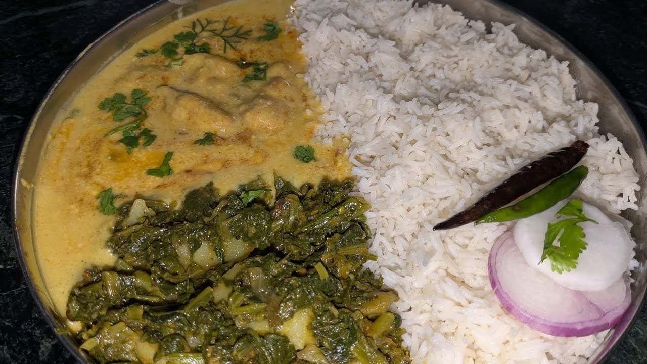 lunch Mein Banaya Kadhi Chawal aur Hari sabji❤️😋#viral #viralvideo #trending #trend #cooking #food 