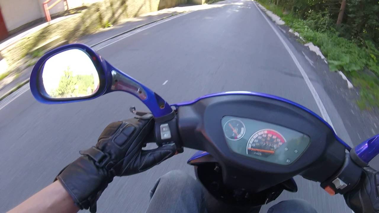 50ccm 4T scooter fast ride