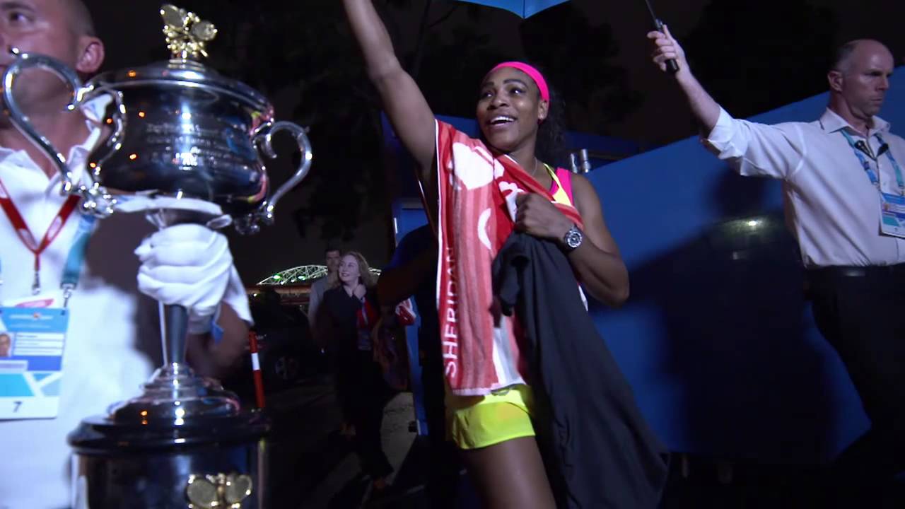 Behind the scenes: Serena Williams trophy 'tour' - Australian Open 2015
