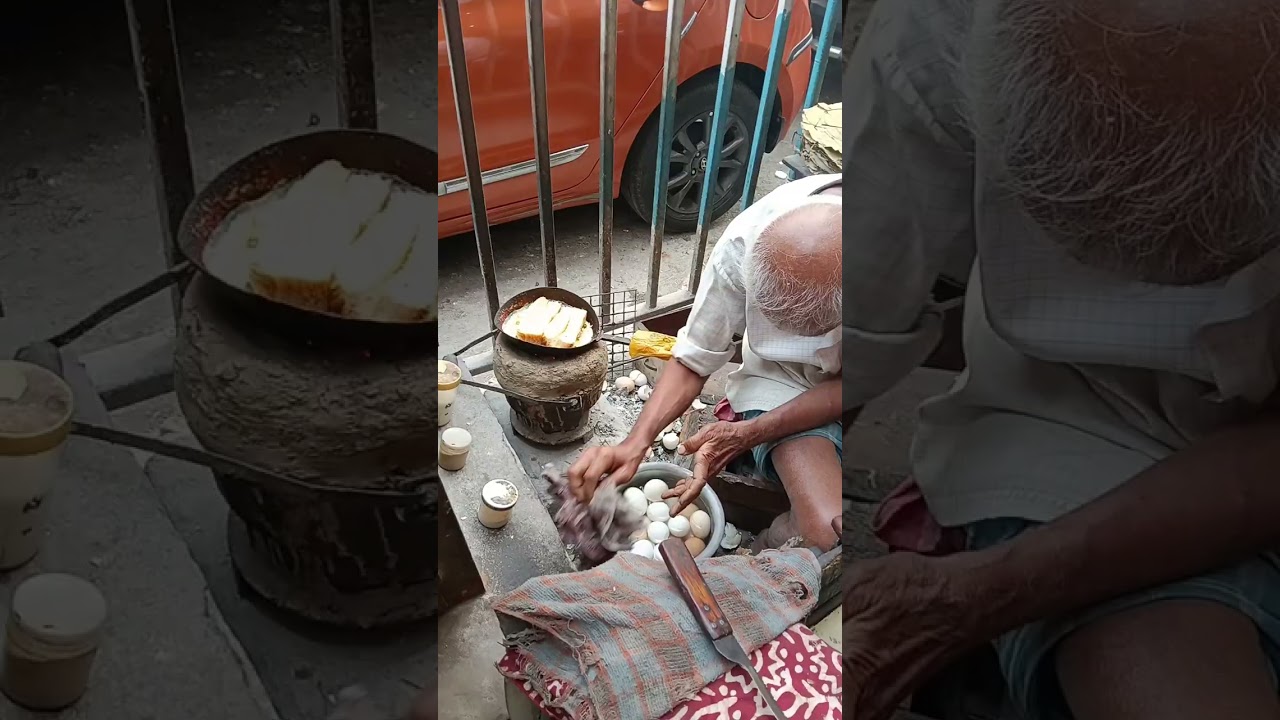 74 Years Old Uncle Selling Tasty Egg Toast | Indian Street Food 