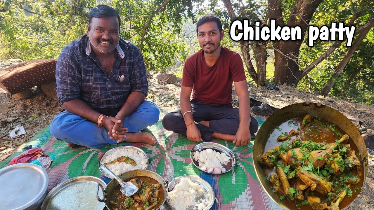 Madhya Pradesh ke Jungle Mei.Chiken patty 😋 #vlogs @RRajeshVlogs 
