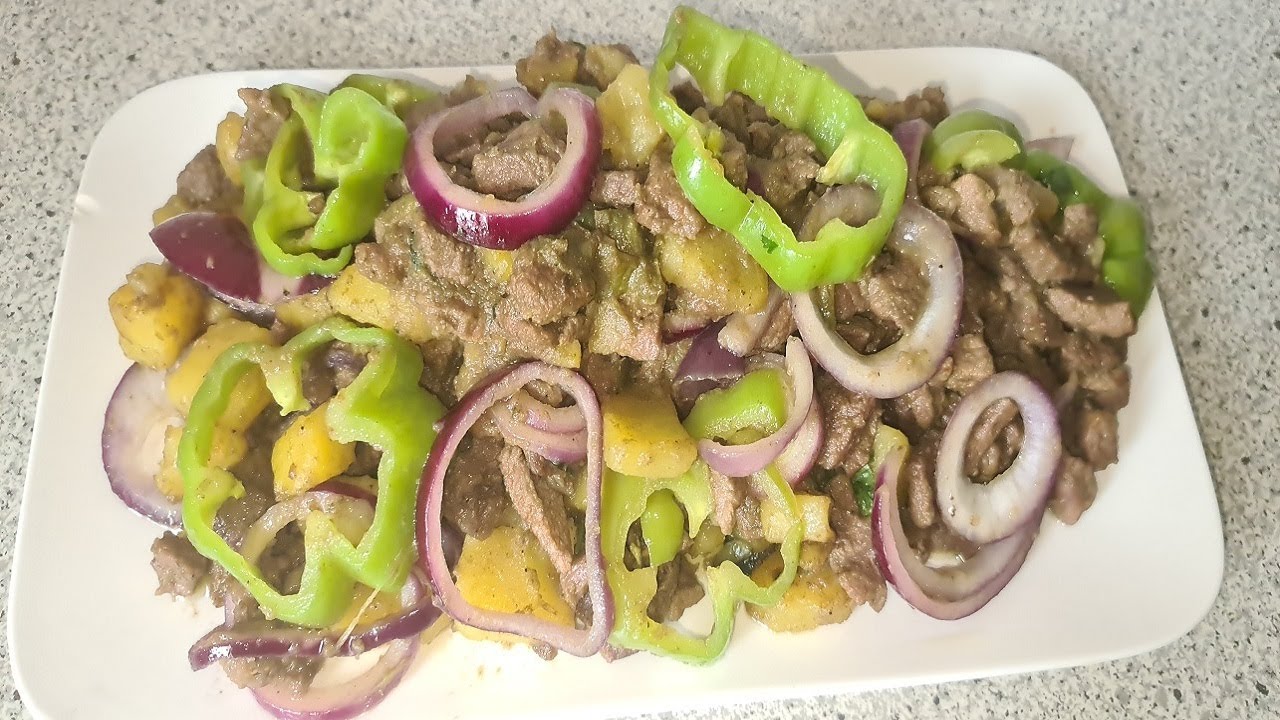 Suqaar macaan oo aad u fudud | Somali food👌مقلقل اللحم الذ فطور في العيد/ قلاية لحم بالبصل