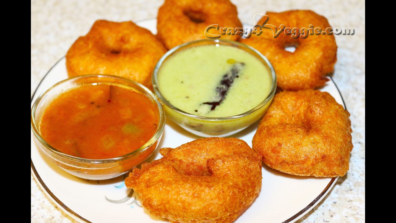Medu vada (Indian donut) - Crispy south Indian snack recipe by crazy4veggie.com)