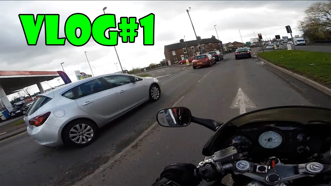 Motovlog #1: Lifesavers, Handymen & a Near Miss