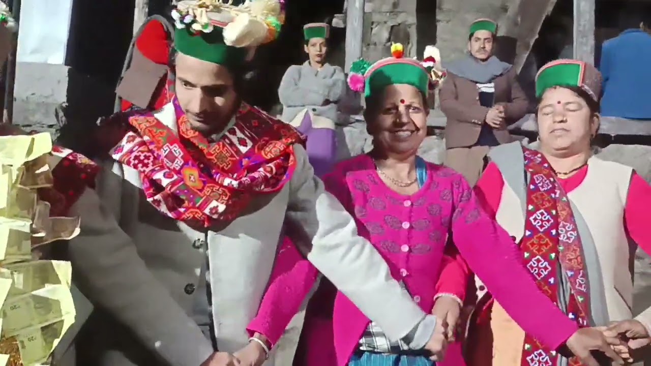 शादी में एंजॉय करते हुए #rknegi 