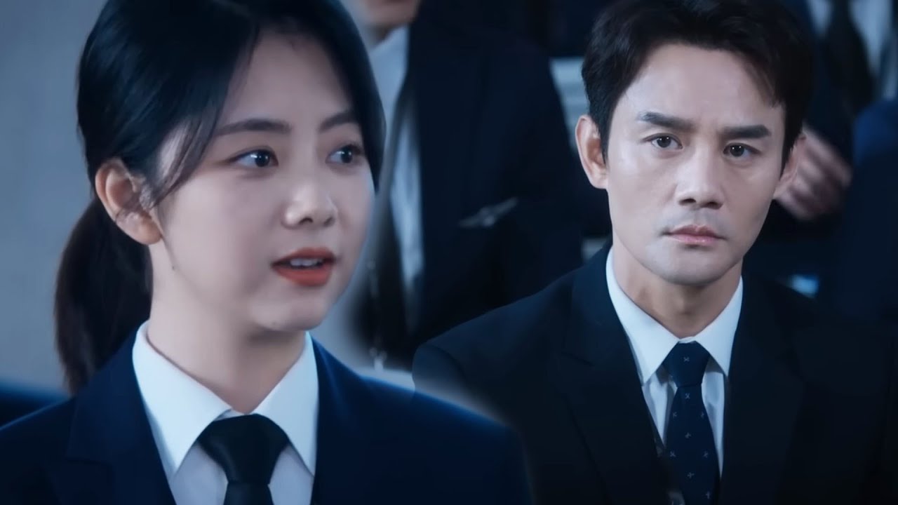 灰姑娘公開承認喜歡機長，全公司的人都沸騰了，機長緊張得不知所措！