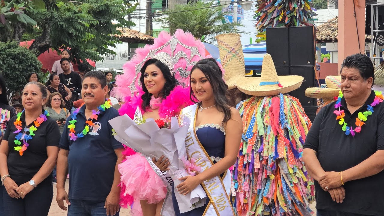 COLOCACION DE LA BANDA AL LA NUEVA REINA DEL CARNAVAL PUTLEO 2026