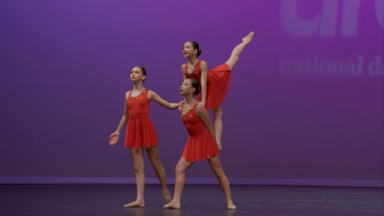 Gina, Miah, Smiley - SOS (HD) - Dance Moms: A New Era Season 2
