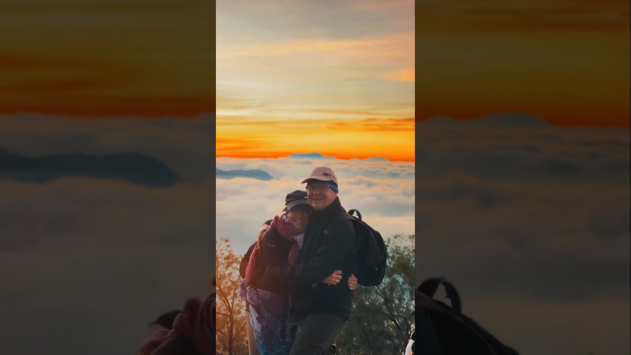 Bromo Sunrise never fails #bromotenggersemeru #trippytriptour #bromoadventure