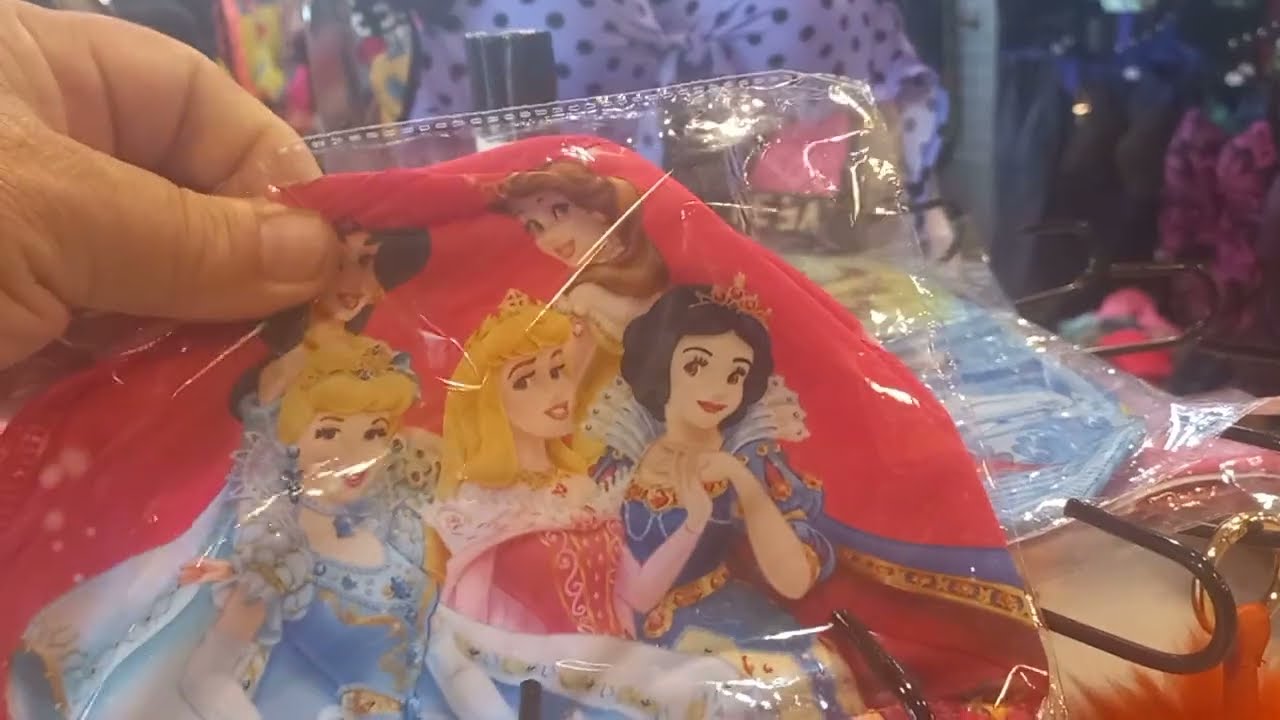 НА ПАЗАР В СОФИЯ-КАКВА СТОКА СЕ ПРОДАВА НА  ИЛИЯНЦИ. / Commodite Market - Sofia,Bulgaria