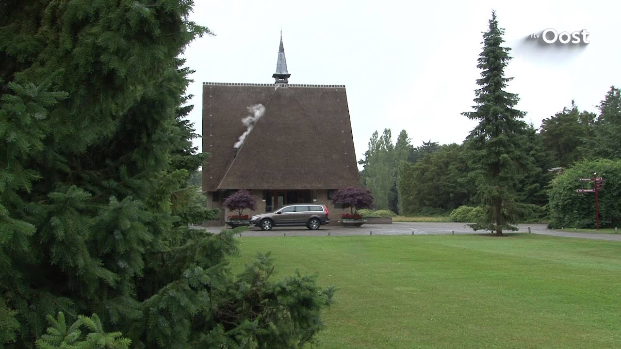 Nieuwe bestemming oude aula op begraafplaats Kranenburg in Zwolle
