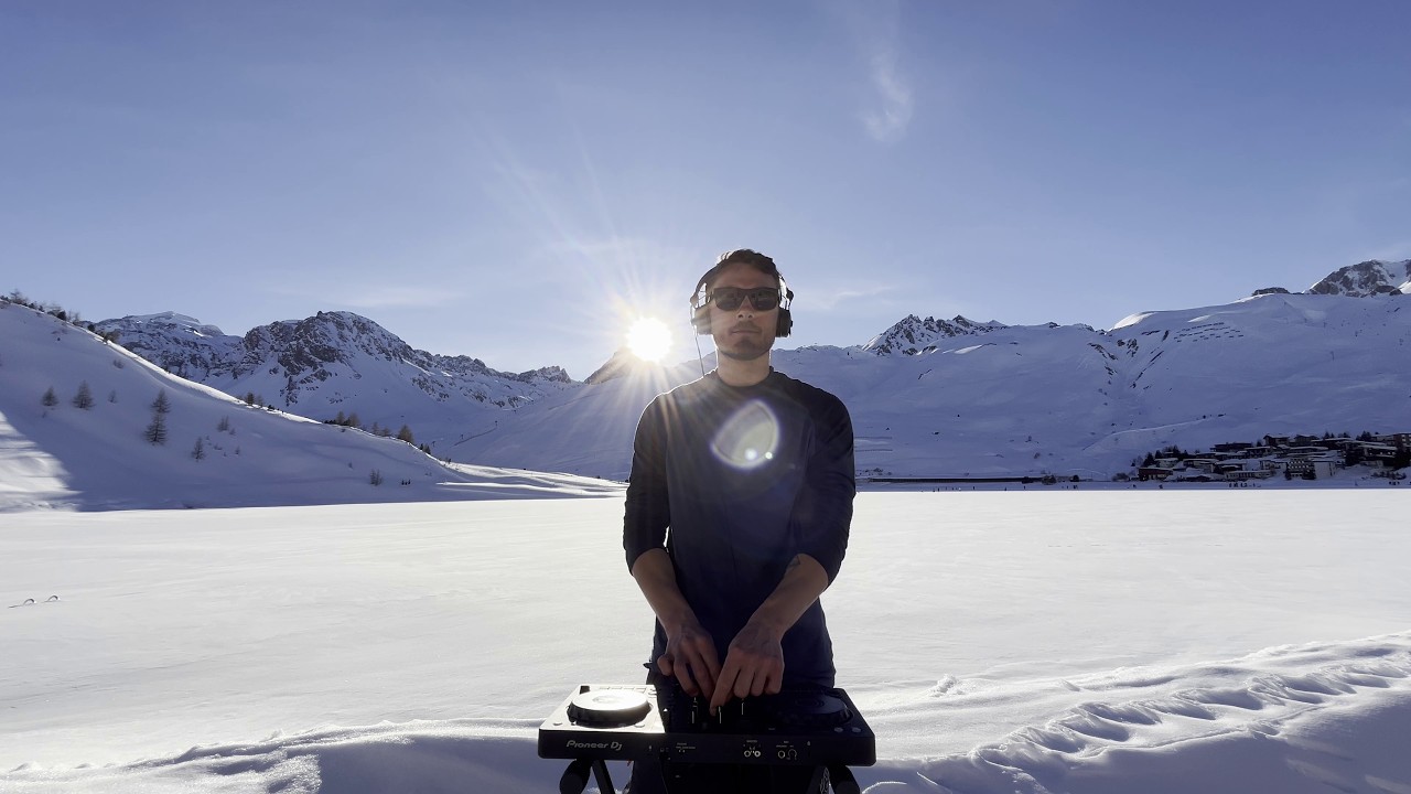 RÜFÜS DU SOL Sundowner Mix | Afro House in The French Alps