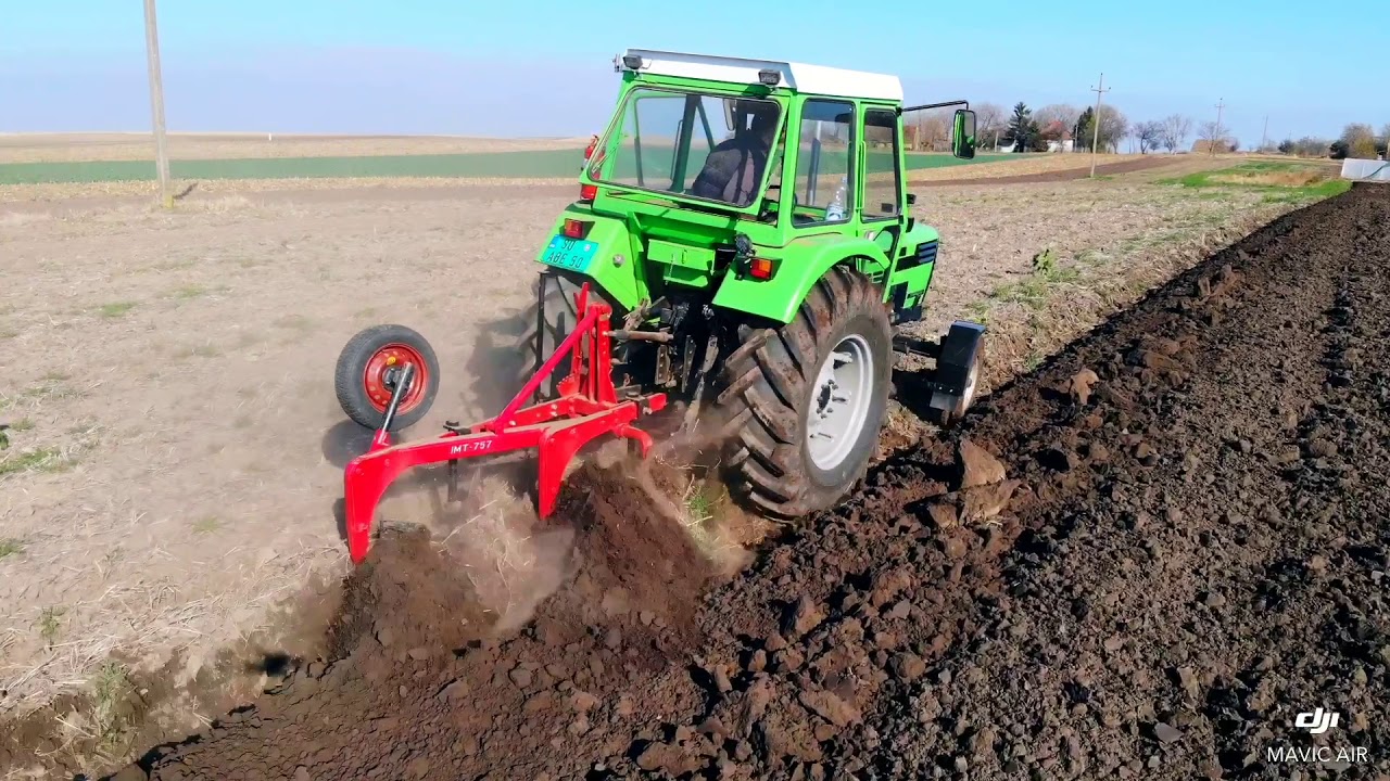 Torpedo 7506 ploughing with IMT 757