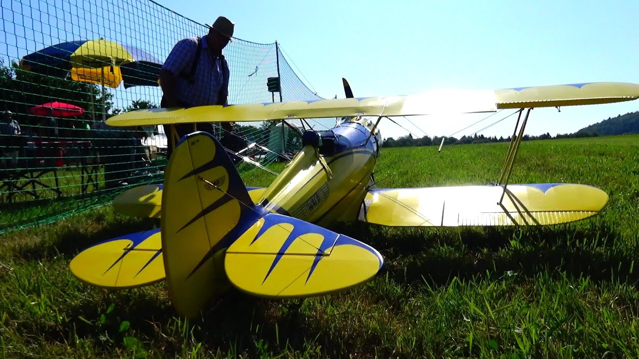 Doppeldecker RC Model Airplane Crazy Sound  !!!