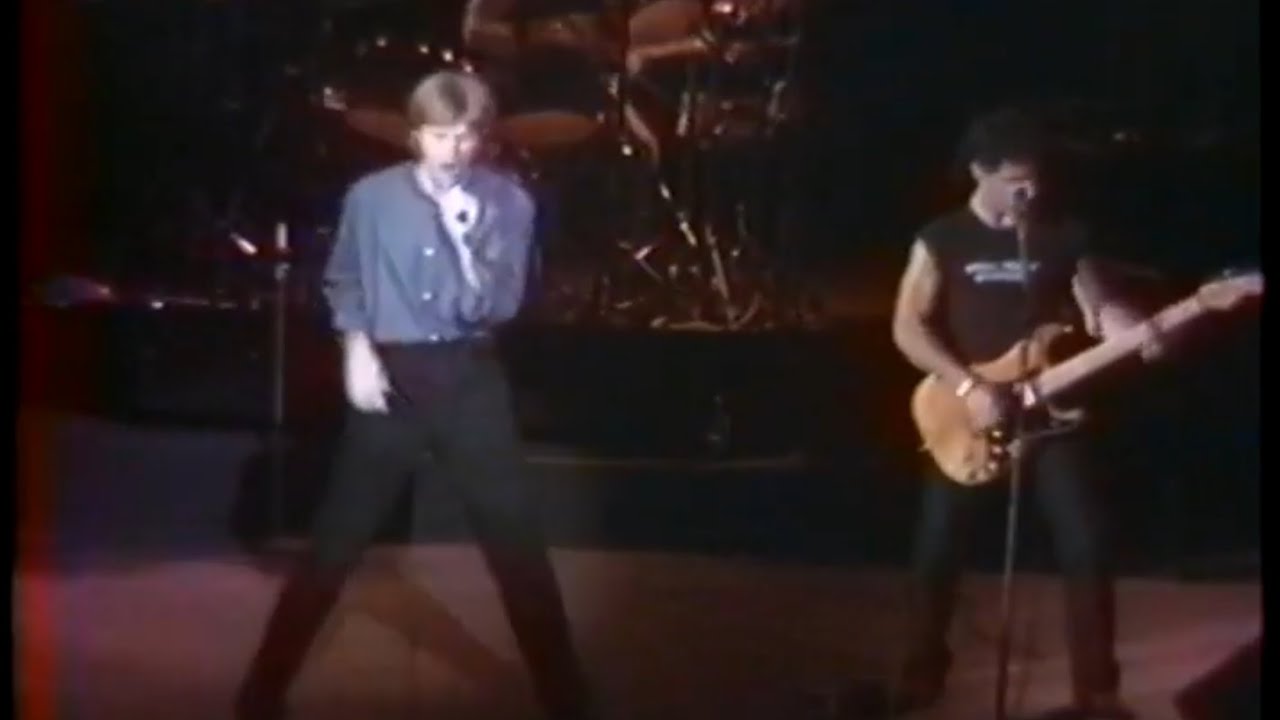 Daryl Hall & John Oates - 1978 - Tour Rehearsal (Partial) - Along the Red Ledge