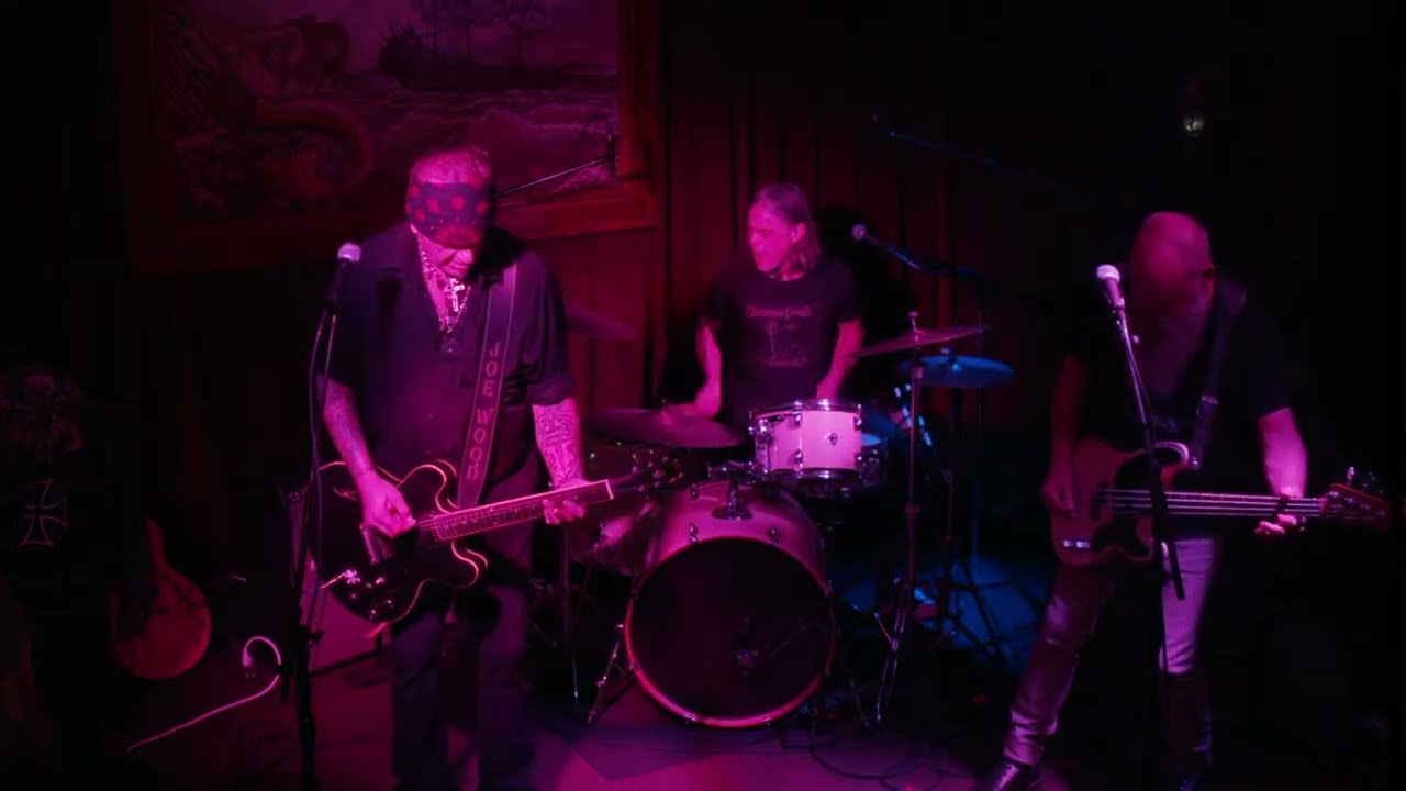 Change Today (TSOL) at The Redwood Bar