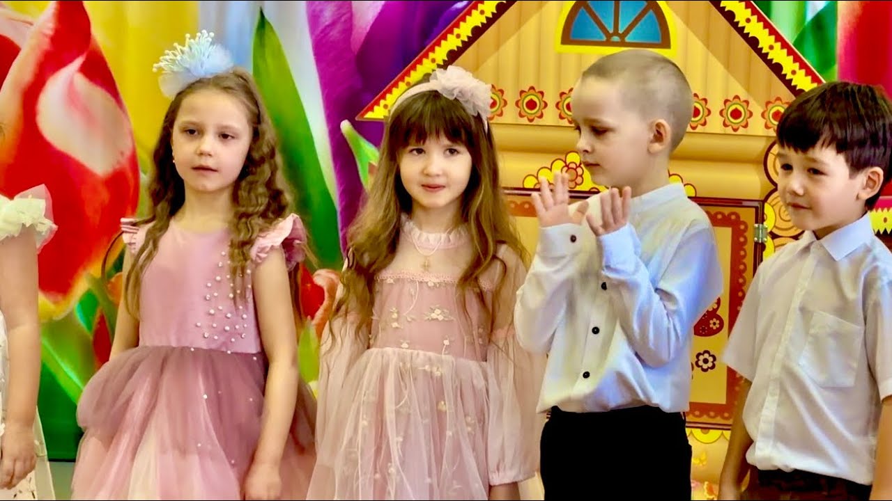 Дети из Белогорска поздравляют всех мам и бабушек с 8 Марта!❤️