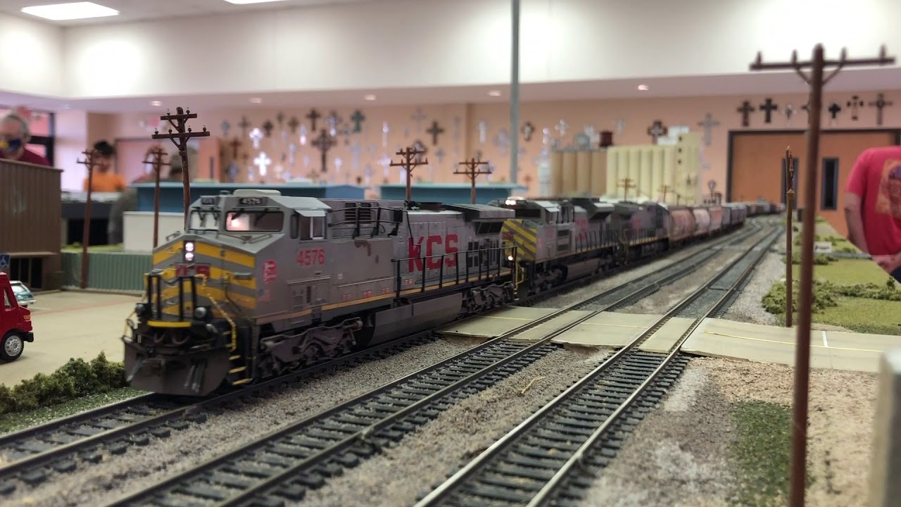 HO Scale KCS Grain Train