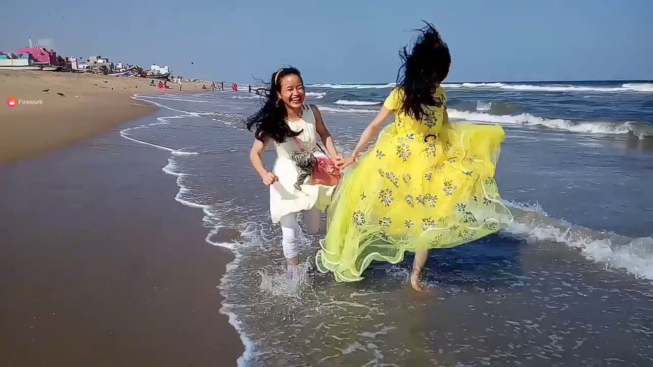 Karbi anglong girl Rupa and rasmi enjoy Chennai marina beach