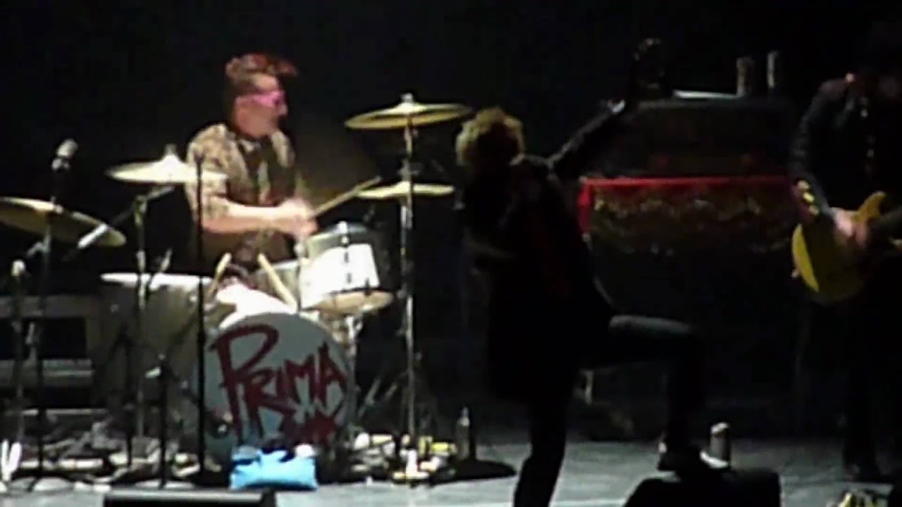 Foxboro Hot Tubs MEN Arena 2009