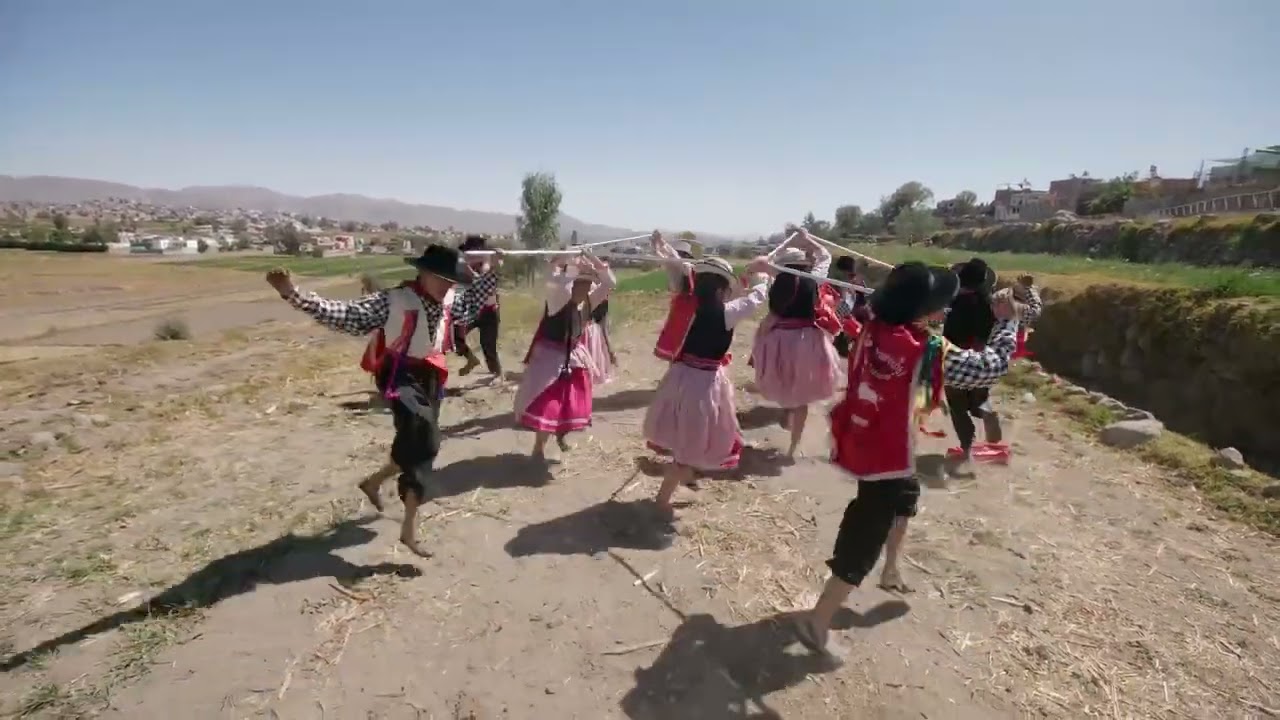 Danza Torollay Toro de Arequipa - I.E.P. Markkhan - JUEGOS FLORALES ESCOLARES NACIONALES