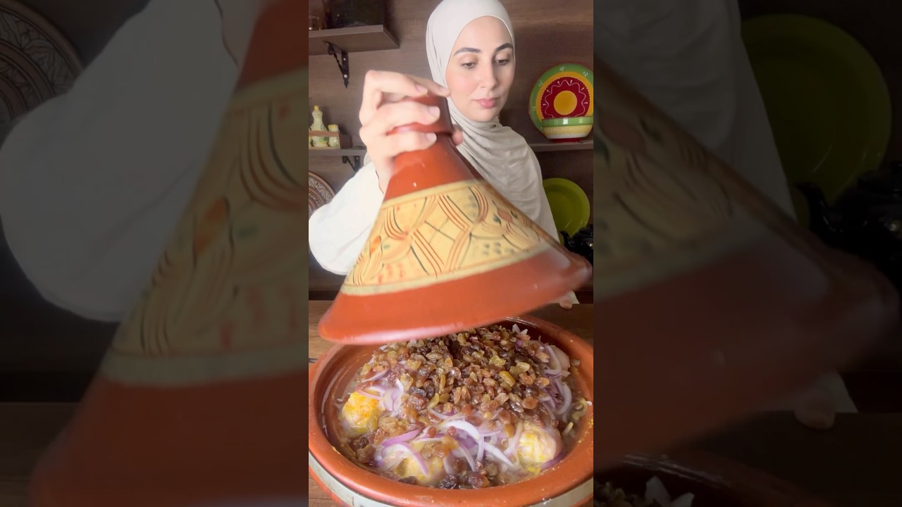 Moroccan chicken tagine with onions and Raisins 🇲🇦