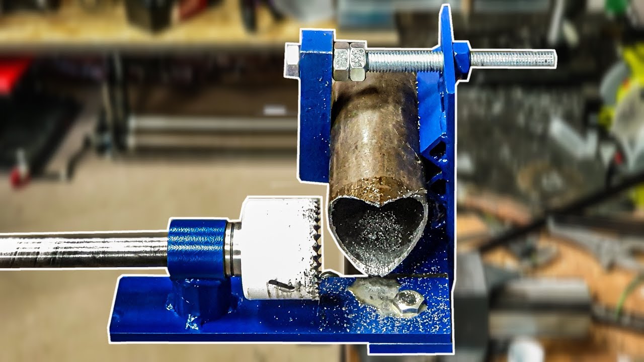 ►FABRIQUER UNE GRUGEUSE A TUBES (MAKE A PIPE NOTCHER)