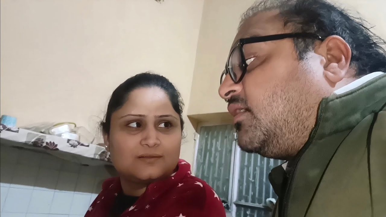 Hmne banai jugad se bajre ki roti 