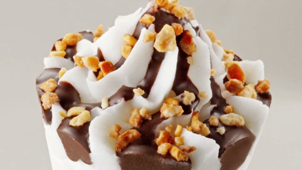 Tasty tasty ice cream 🧸🍦#like #comment #ice cream#subscribe