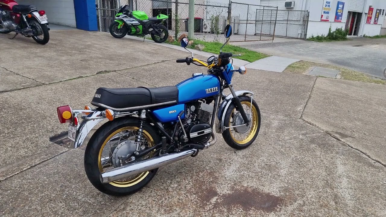 Yamaha RD 350A, 34mm carbs,  V force reeds,  YSS, Porting, Y Boot,  130/17 excel alloy rims