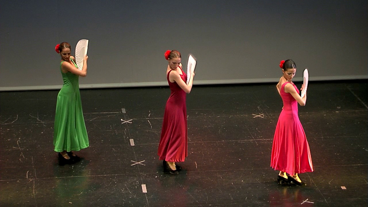 BOLERO DE RAVEL (Pieza completa). Coreografía de la pieza final del Festival 2012.