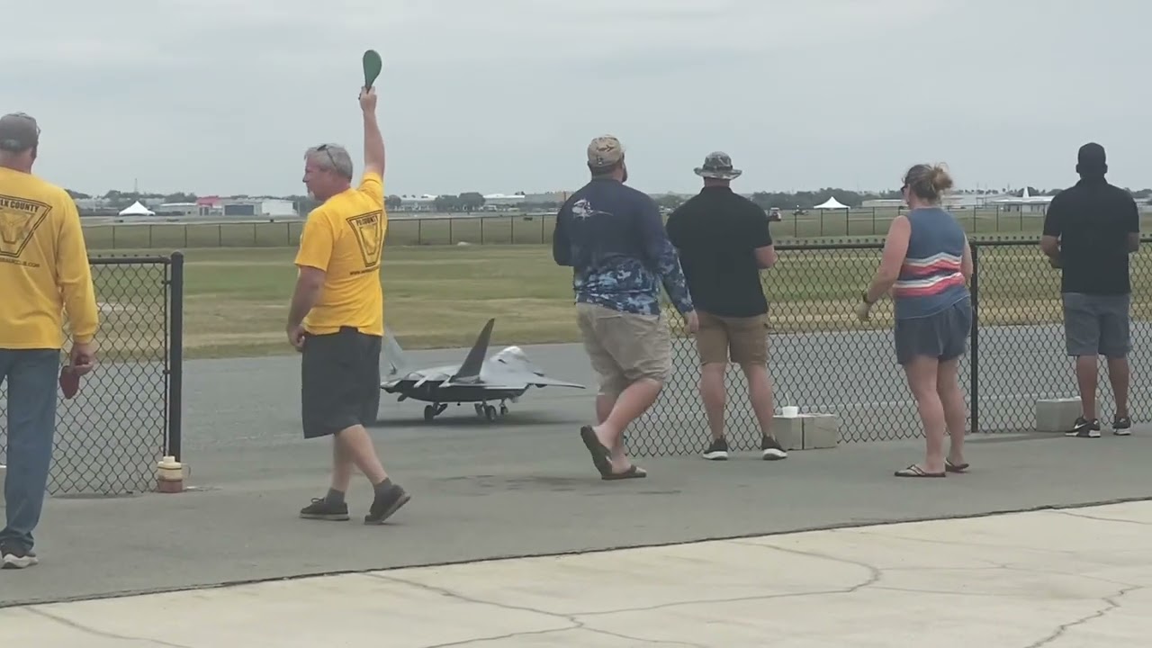 top Gun lakeland ￼Florida 2023  F22 , SR 71 blackbird RC jet turbine ￼￼