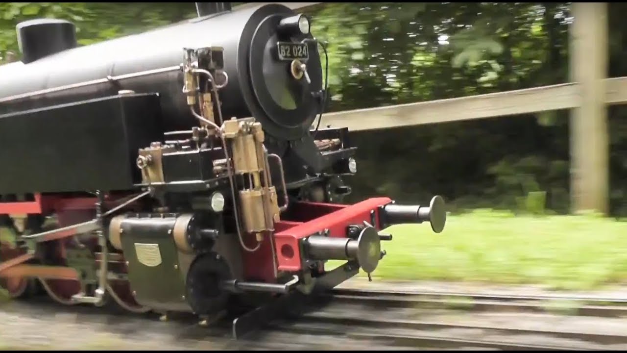 Der Mai ist gekommen, die Loks dampfen aus im Bahnpark A&szlig;ling