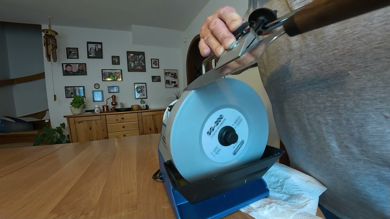Tormek T4 Naß-Schleifsystem Unboxing und Messer schleifen
