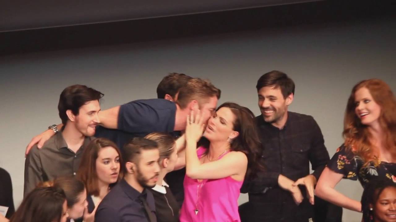Once Upon A Time Cast- Can't Stop The Feeling