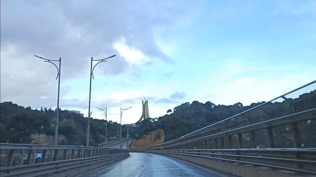 Alger en voiture le 23 janvier 2021, tunnel de Oued ouchayeh, Monument des Martyrs, El Biar . . .