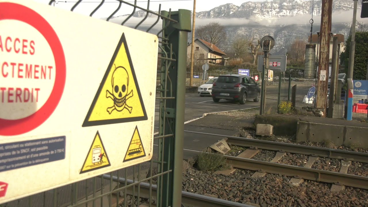 Le passage à niveau 