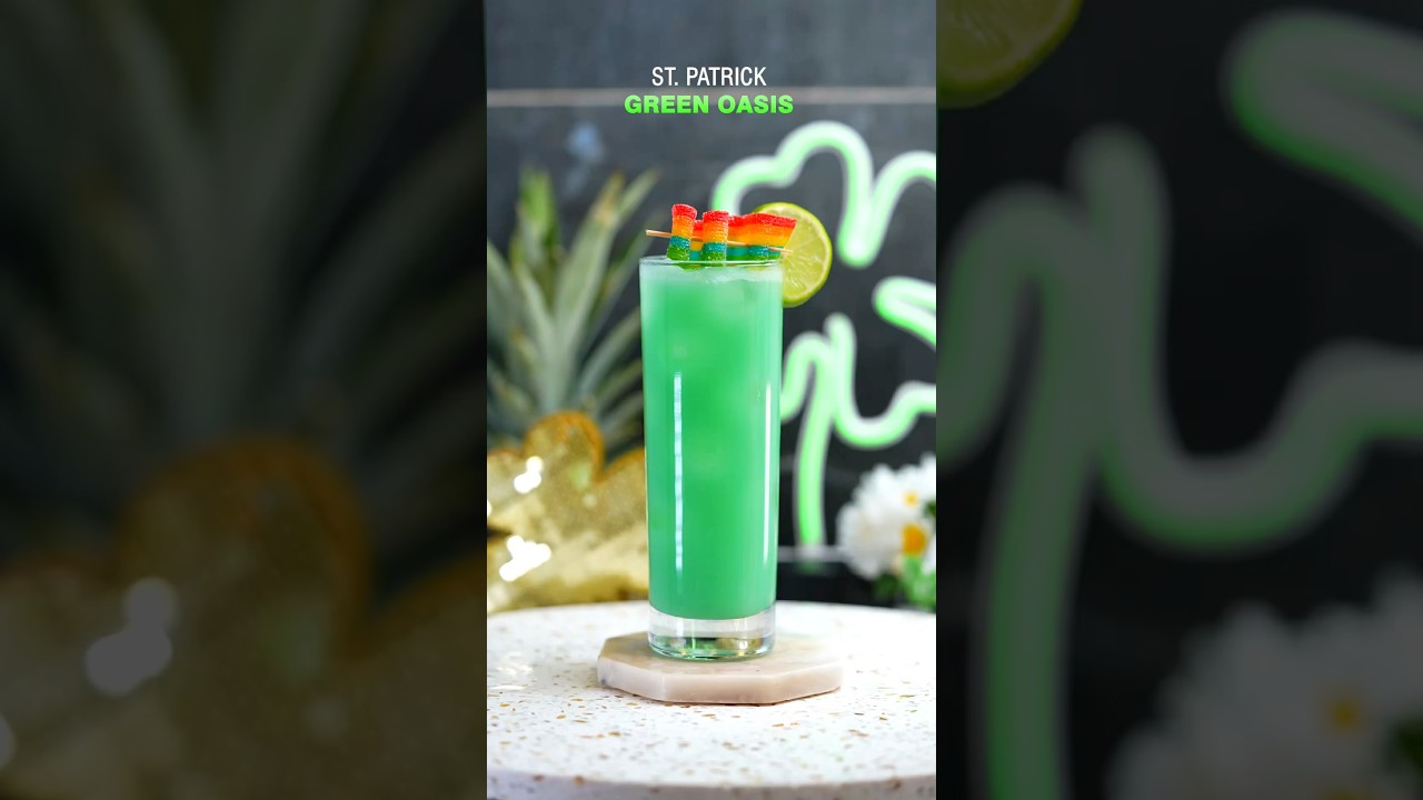 St. Patrick Green Oasis 🥰☘️#cocktails #greenoasis #shamrock