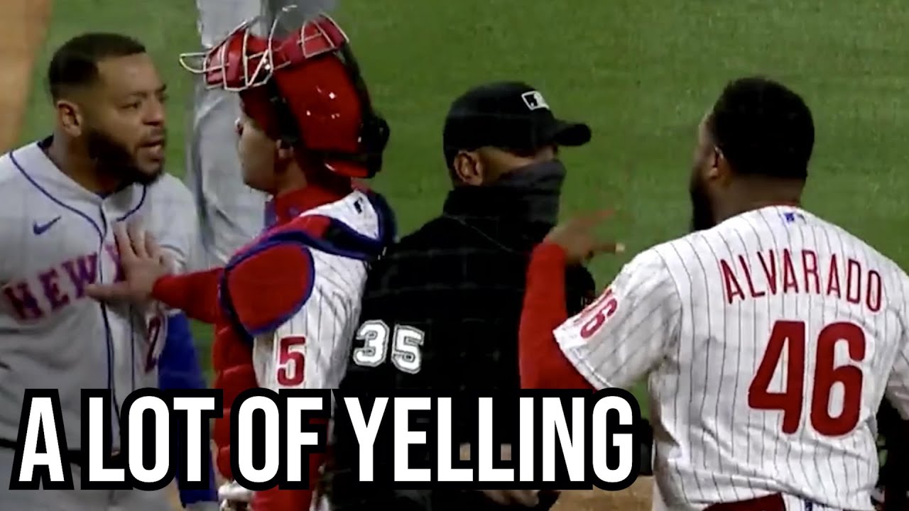 Dom Smith and José Alvarado exchange words after strikeout, a breakdown