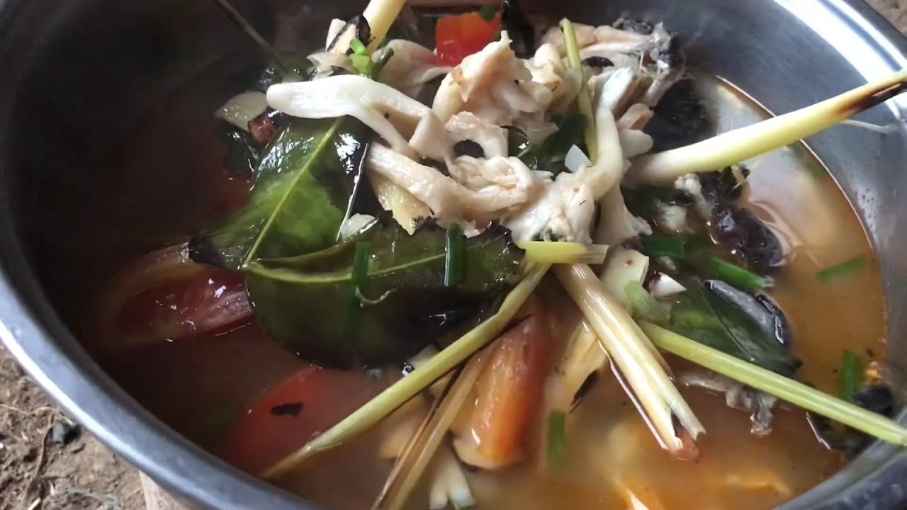 Tong Yam, a delicious frog for farmers' dinner