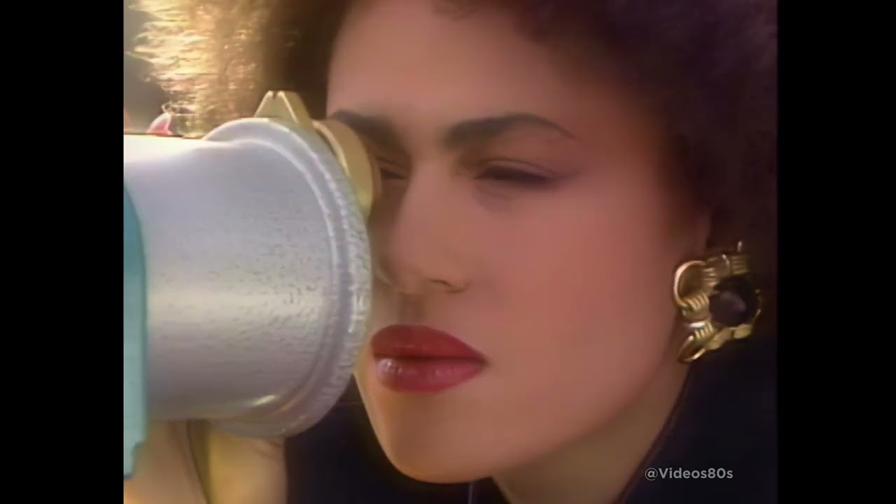 07 Viktor Lazlo - Sweet Soft'n Lazy (Official Music Video) Remastered
