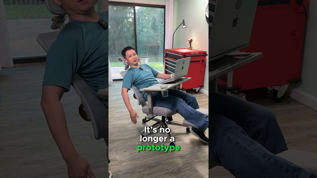 A proper Recliner workstation ￼